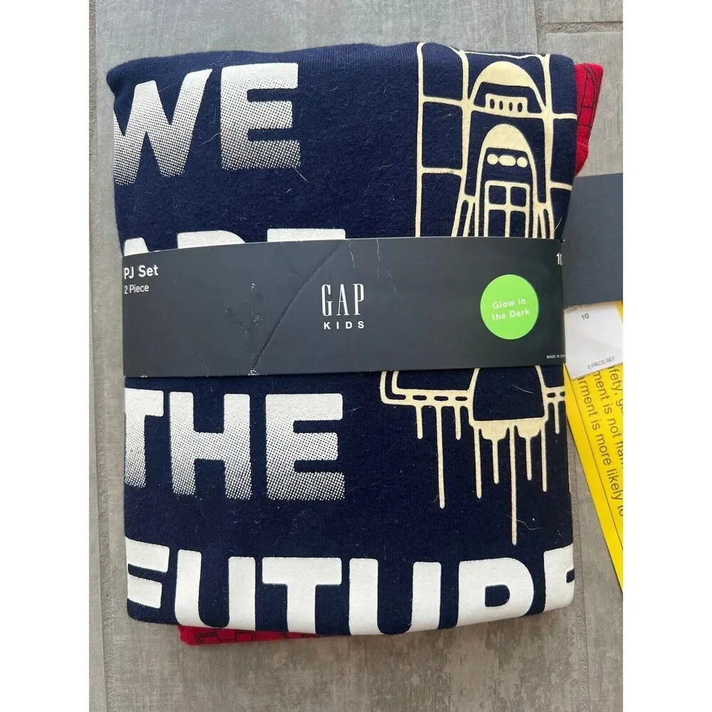 GAP KIDS 2 Piece PJs Glow in Dark Pajama Set Boys Spaceship Space FUTURE 10 NEW